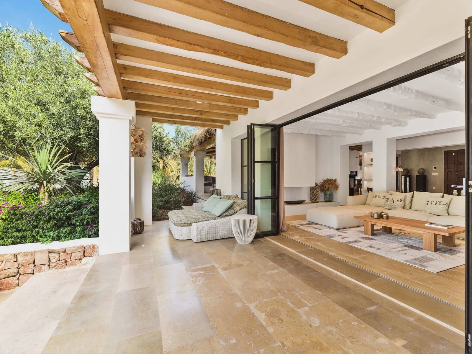 6 bedroom Villa for sale in Santa Gertrudis de Fruitera with pool garage - € 6,800,000 (Ref: 8477136)