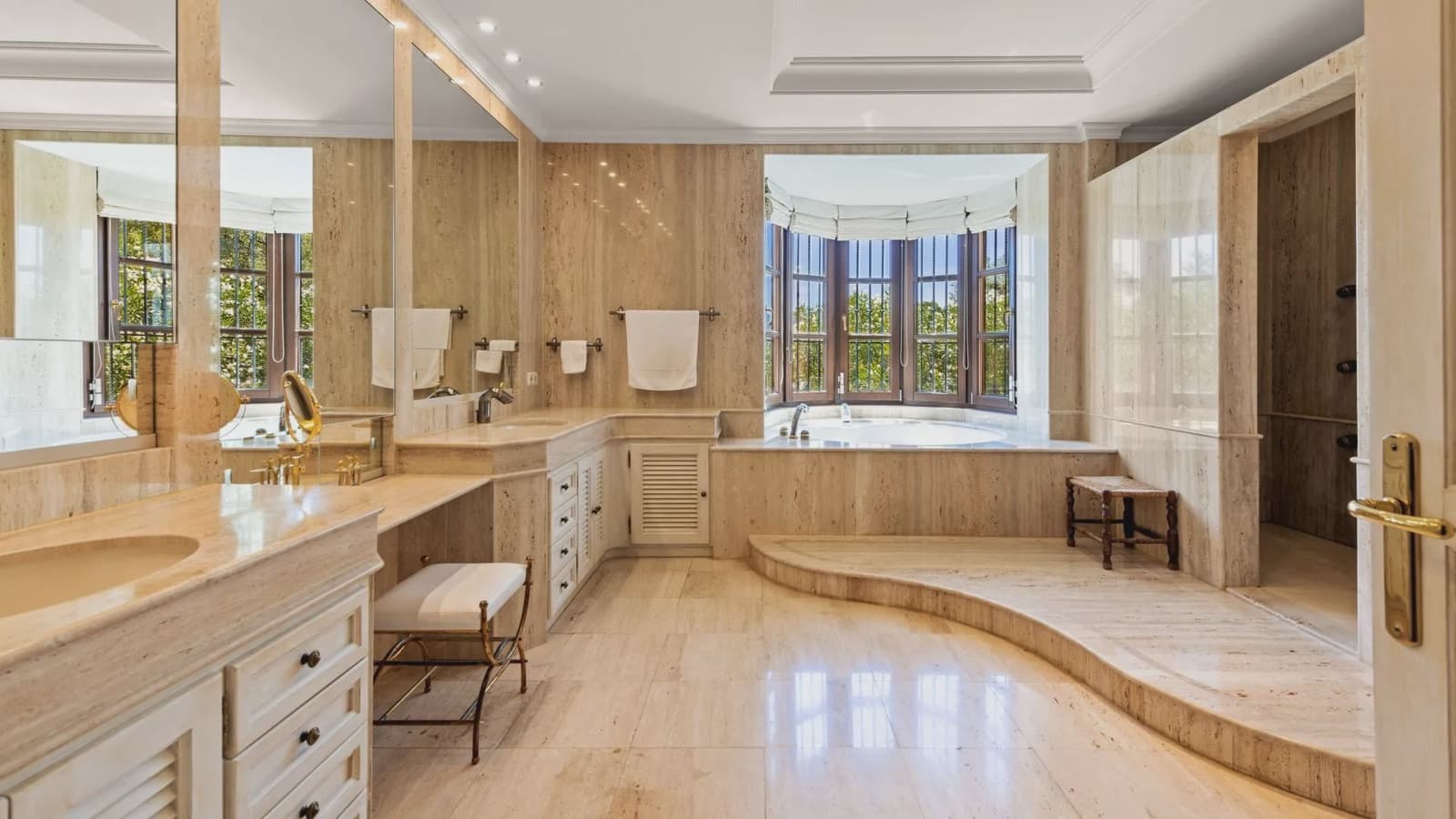 6 soverom Finca/Herregård til salgs i Marbella med svømmebasseng garasje - € 10 500 000 (Ref: 8497957)