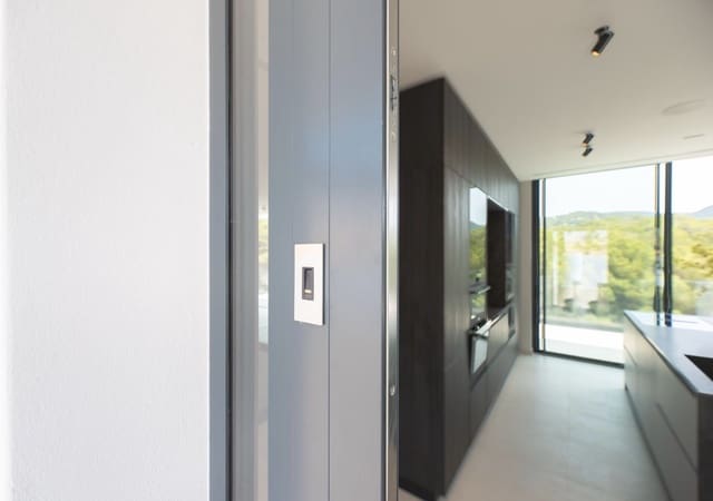 5 soverom Villa til salgs i San Jose / Sant Josep de Sa Talaia med svømmebasseng garasje - € 3 200 000 (Ref: 8498110)