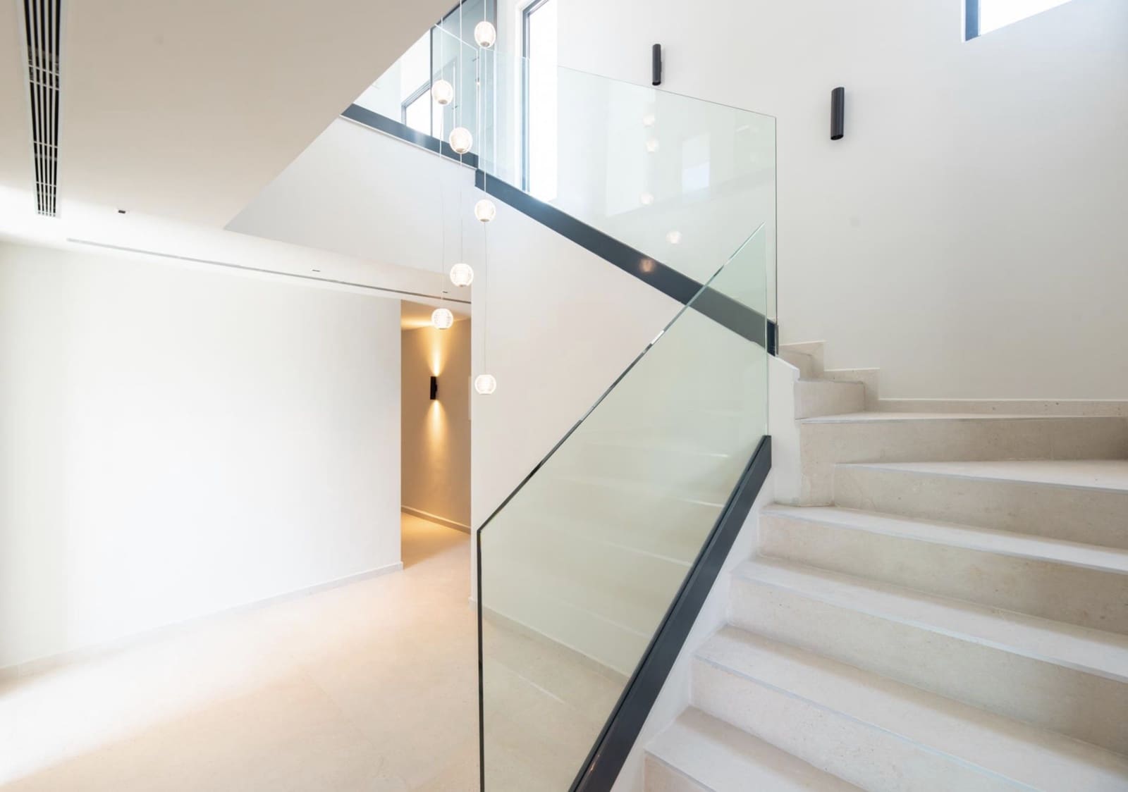 5 soverom Villa til salgs i San Jose / Sant Josep de Sa Talaia med svømmebasseng garasje - € 3 200 000 (Ref: 8498110)