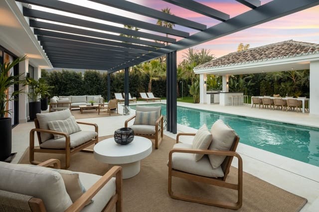 4 soverom Villa til salgs i Marbella med svømmebasseng garasje - € 4 900 000 (Ref: 8499246)