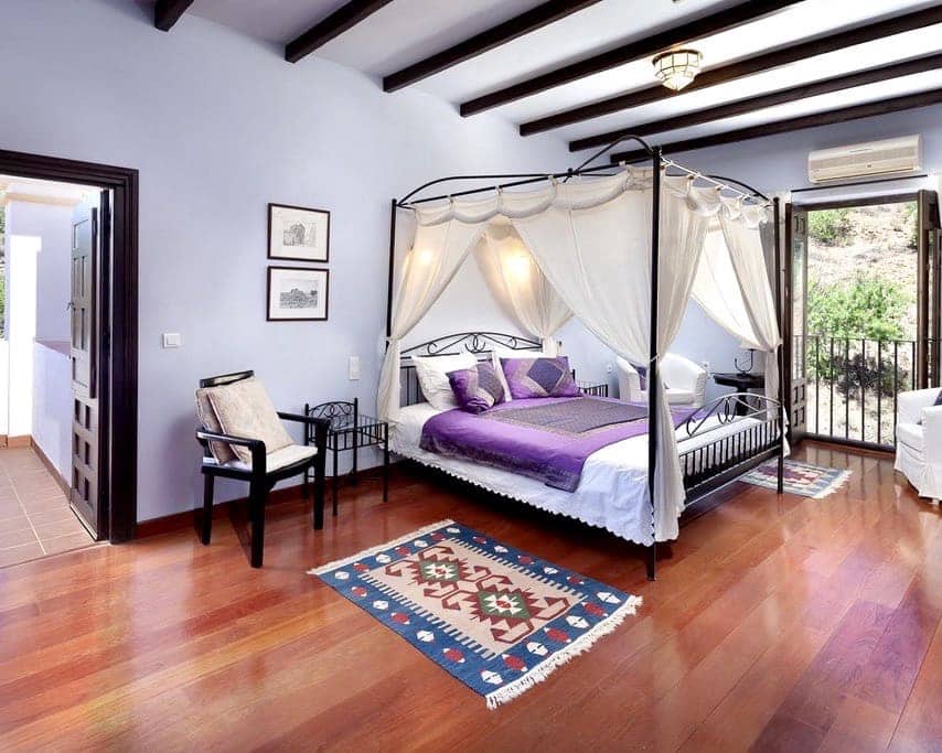 13 soveværelse Finca/Landehus til salg i Malaga by med swimmingpool garage - € 2.200.000 (Ref: 8550240)