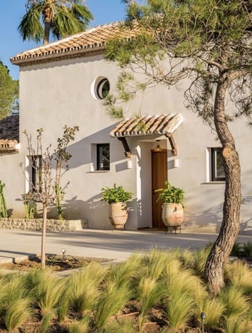 6 soverom Villa til salgs i Estepona med svømmebasseng garasje - € 2 695 000 (Ref: 8568810)