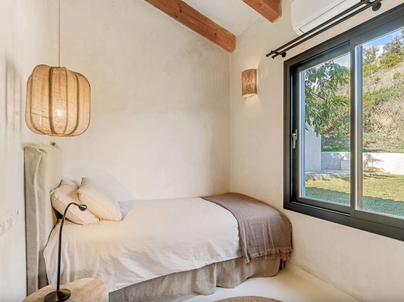 6 soverom Villa til salgs i Estepona med svømmebasseng garasje - € 2 695 000 (Ref: 8568810)