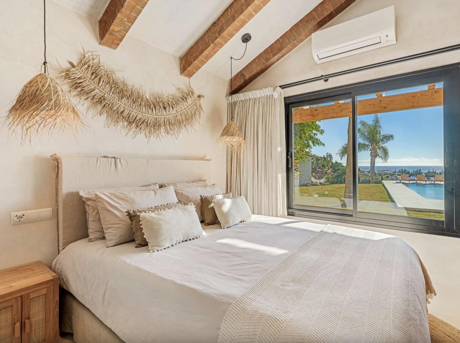 6 soverom Villa til salgs i Estepona med svømmebasseng garasje - € 2 695 000 (Ref: 8568810)