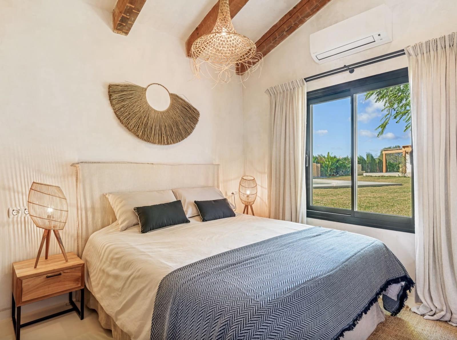 6 soverom Villa til salgs i Estepona med svømmebasseng garasje - € 2 695 000 (Ref: 8568810)