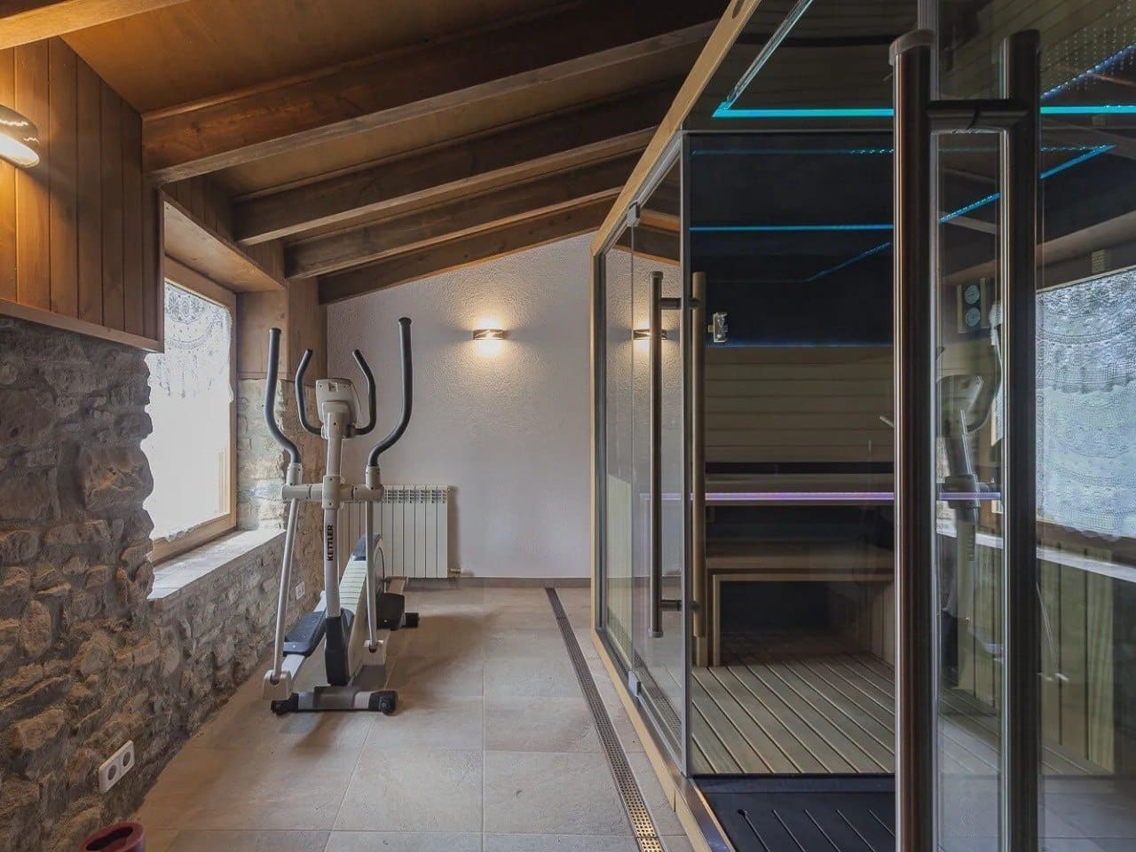 10 soveværelse Finca/Landehus til salg i Vic med swimmingpool garage - € 2.995.000 (Ref: 9065603)