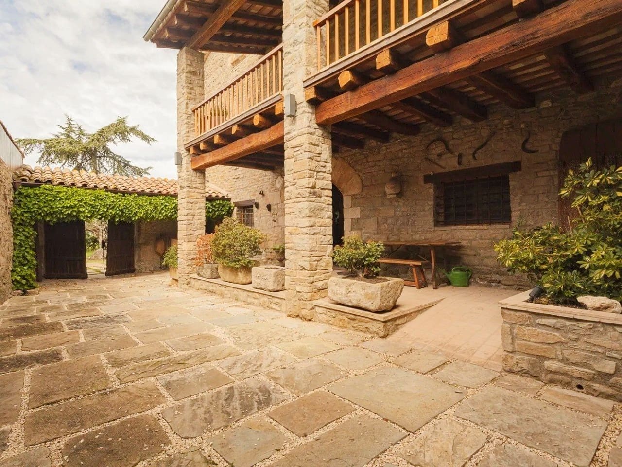 10 soveværelse Finca/Landehus til salg i Vic med swimmingpool garage - € 2.995.000 (Ref: 9065603)