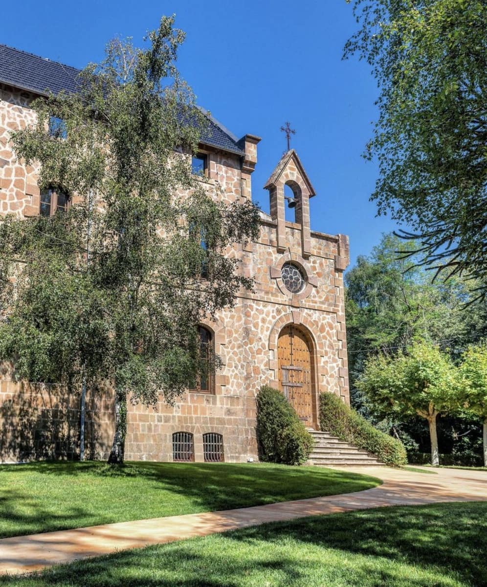 19 soverom Finca/Herregård til salgs i La Selva del Camp med svømmebasseng garasje - € 3 490 000 (Ref: 9072899)