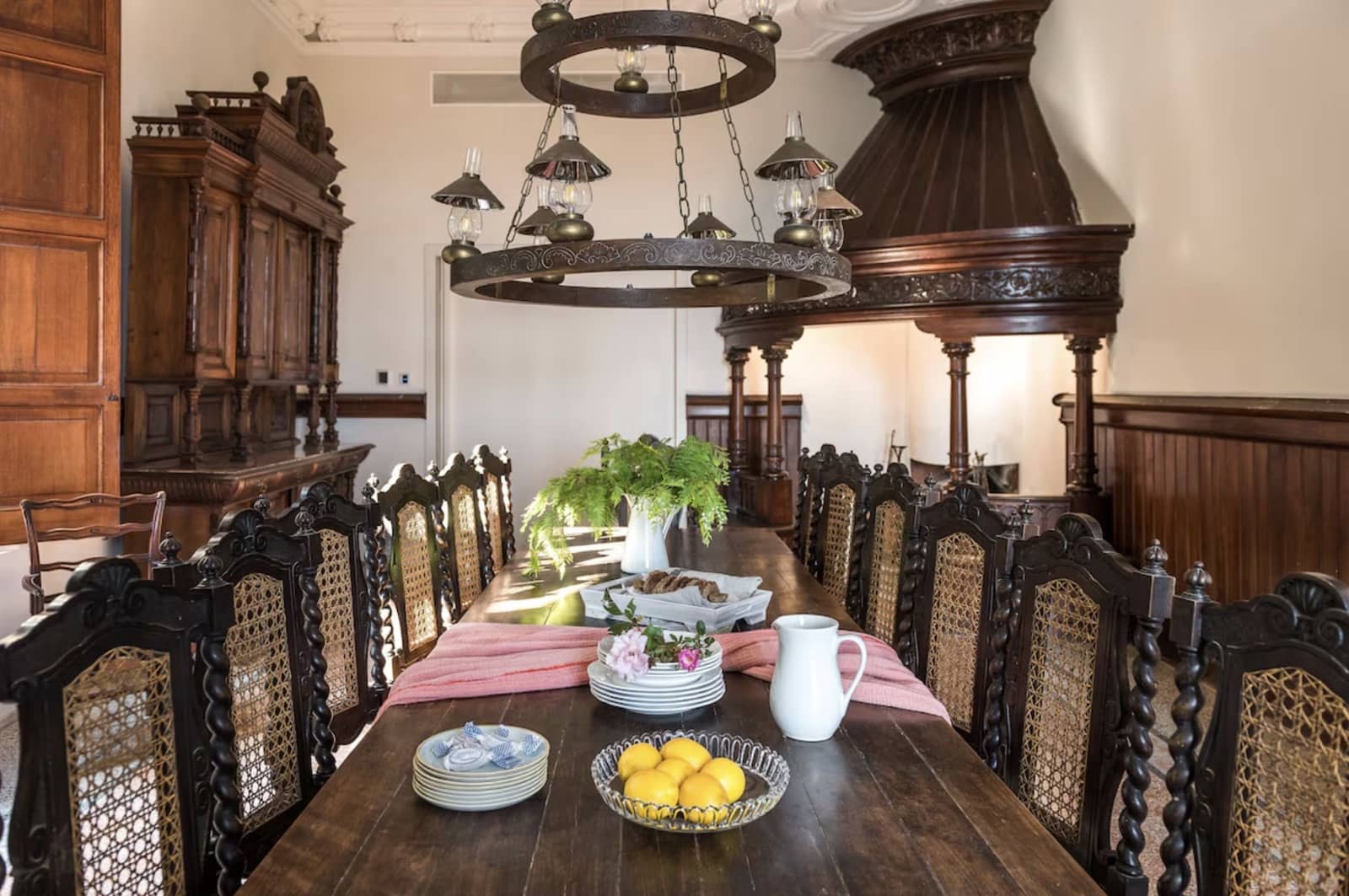 19 soverom Finca/Herregård til salgs i La Selva del Camp med svømmebasseng garasje - € 3 490 000 (Ref: 9072899)