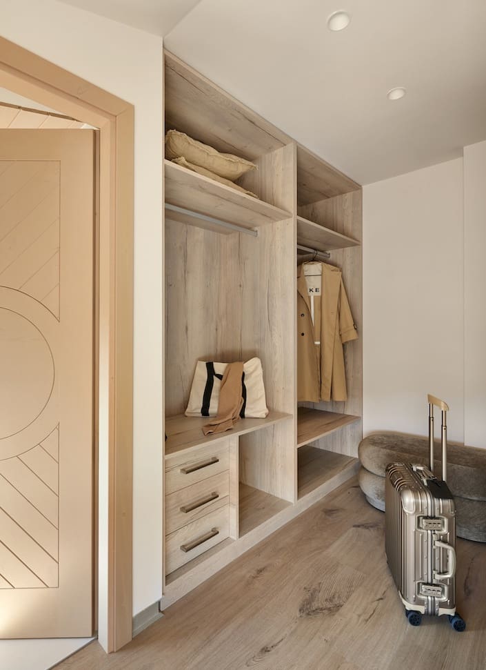 7 sypialnia Finka/Dom wiejski na sprzedaż w Rodonya z basenem - 14 000 000 € (Ref: 9096196)