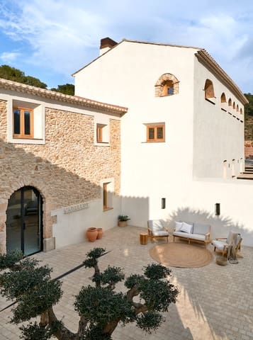 7 sypialnia Finka/Dom wiejski na sprzedaż w Rodonyà z basenem - 14 000 000 € (Ref: 9096196)