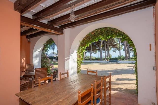 14 soveværelse Finca/Landehus til salg i Arenys de Munt med swimmingpool garage - € 1.800.000 (Ref: 9480567)