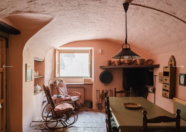 4 sypialnia Finka/Dom wiejski na sprzedaż w Miasto Girona z basenem garażem - 850 000 € (Ref: 9480641)