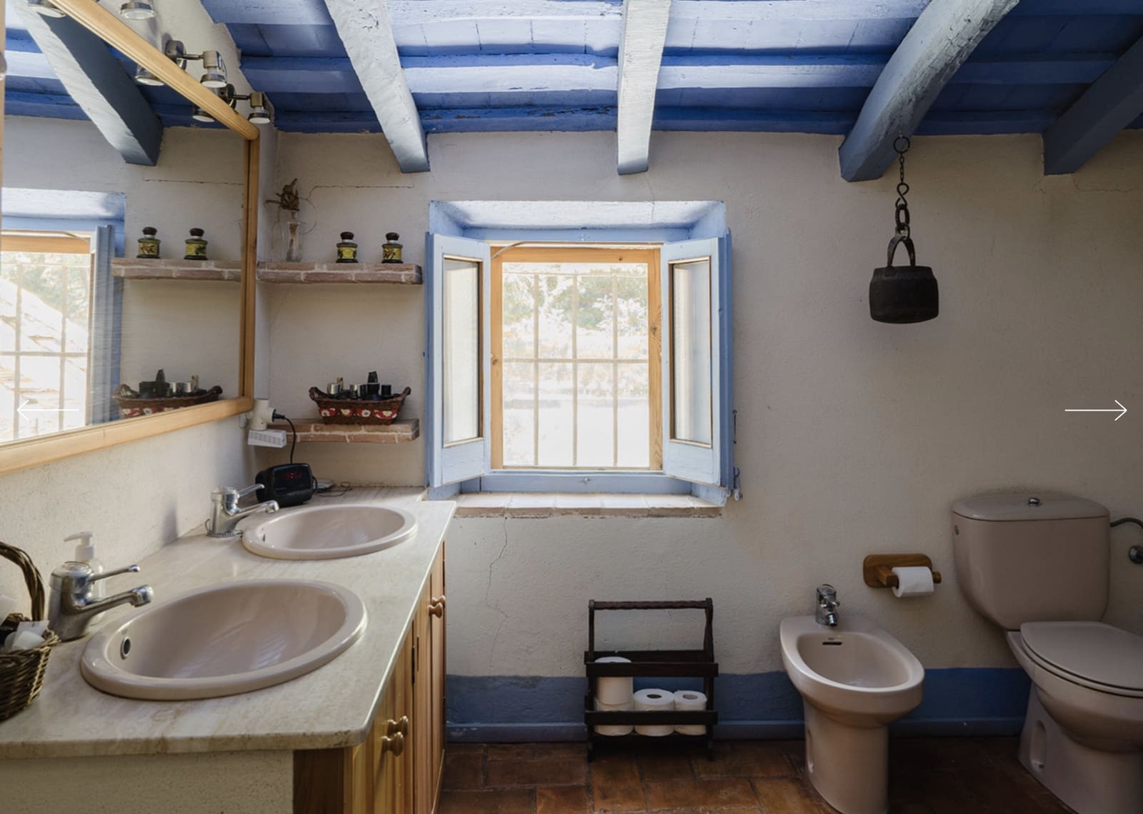 4 sypialnia Finka/Dom wiejski na sprzedaż w Miasto Girona z basenem garażem - 850 000 € (Ref: 9480641)