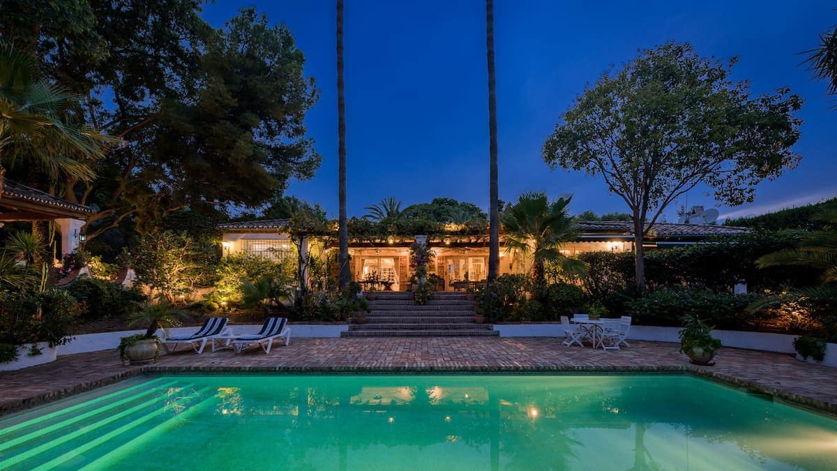 6 soverom Villa til salgs i Benahavis med svømmebasseng garasje - € 3 250 000 (Ref: 9481563)