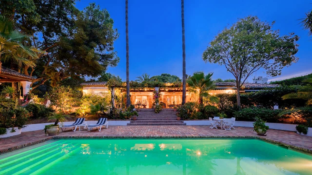 6 soverom Villa til salgs i Benahavis med svømmebasseng garasje - € 3 250 000 (Ref: 9481563)