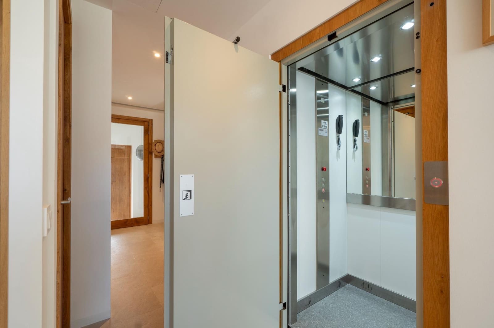 3 soveværelse Villa til salg i Pollensa / Pollenca med swimmingpool - € 1.595.000 (Ref: 8966209)