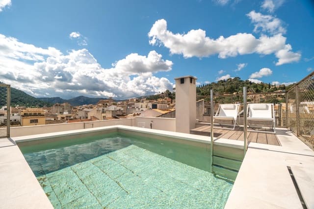 3 bedroom Villa for sale in Pollensa / Pollença with pool - € 1,595,000 (Ref: 8966209)