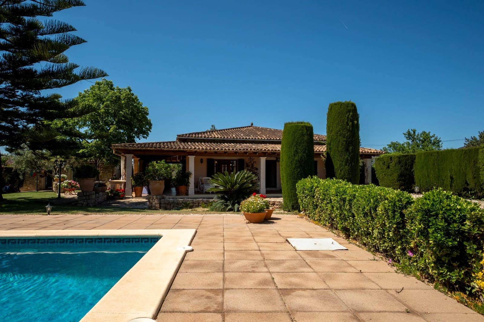 3 bedroom Finca/Country House for sale in Lloseta with pool - € 1,190,000 (Ref: 8966210)
