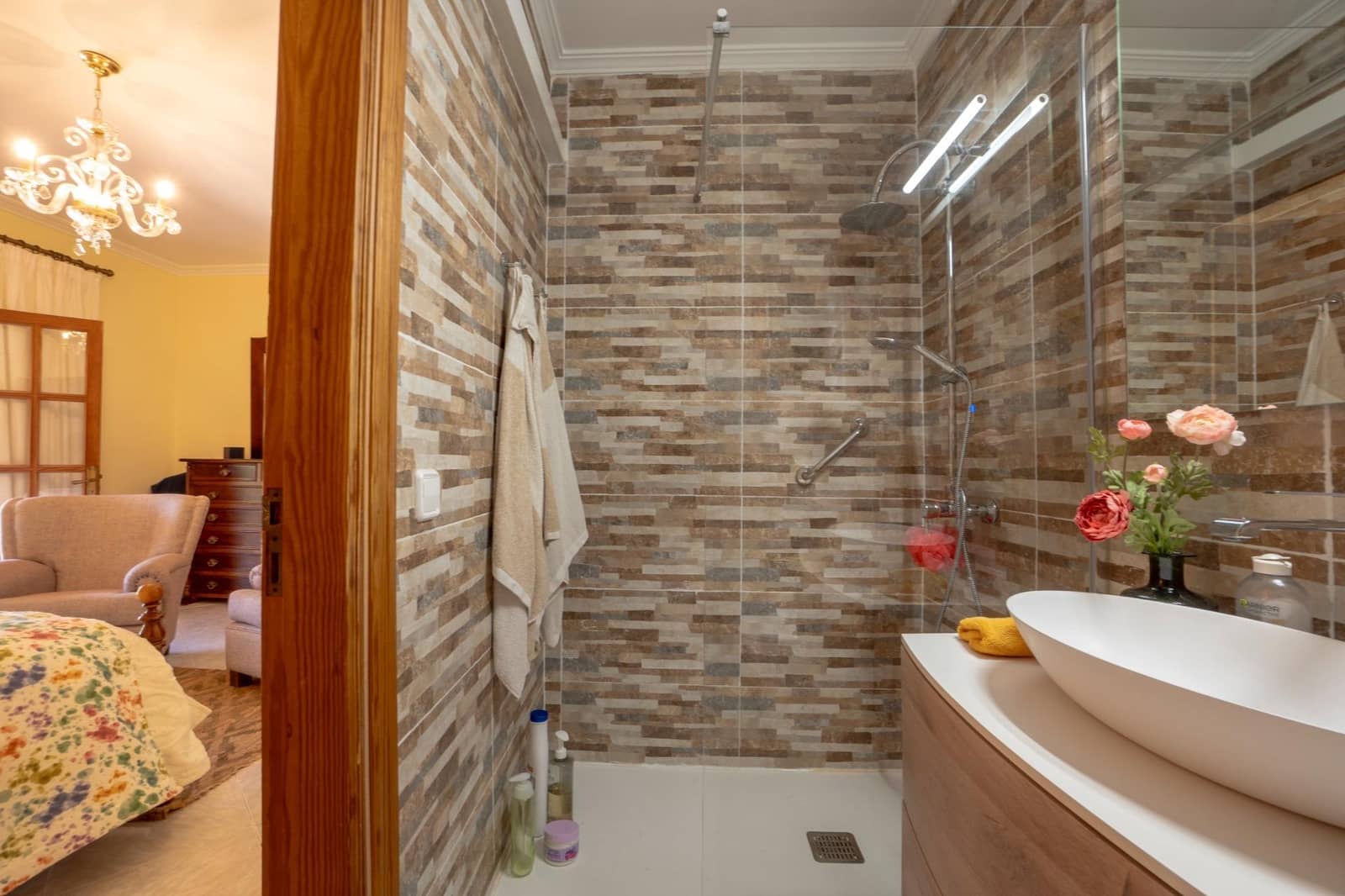 3 bedroom Finca/Country House for sale in Lloseta with pool - € 1,190,000 (Ref: 8966210)