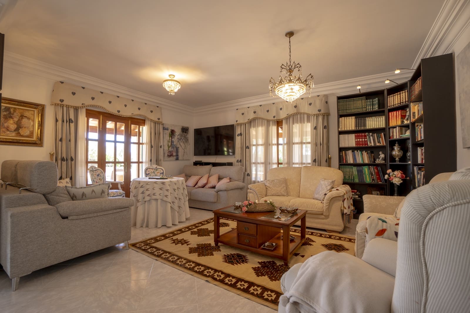 3 bedroom Finca/Country House for sale in Lloseta with pool garage - € 1,290,000 (Ref: 8966210)