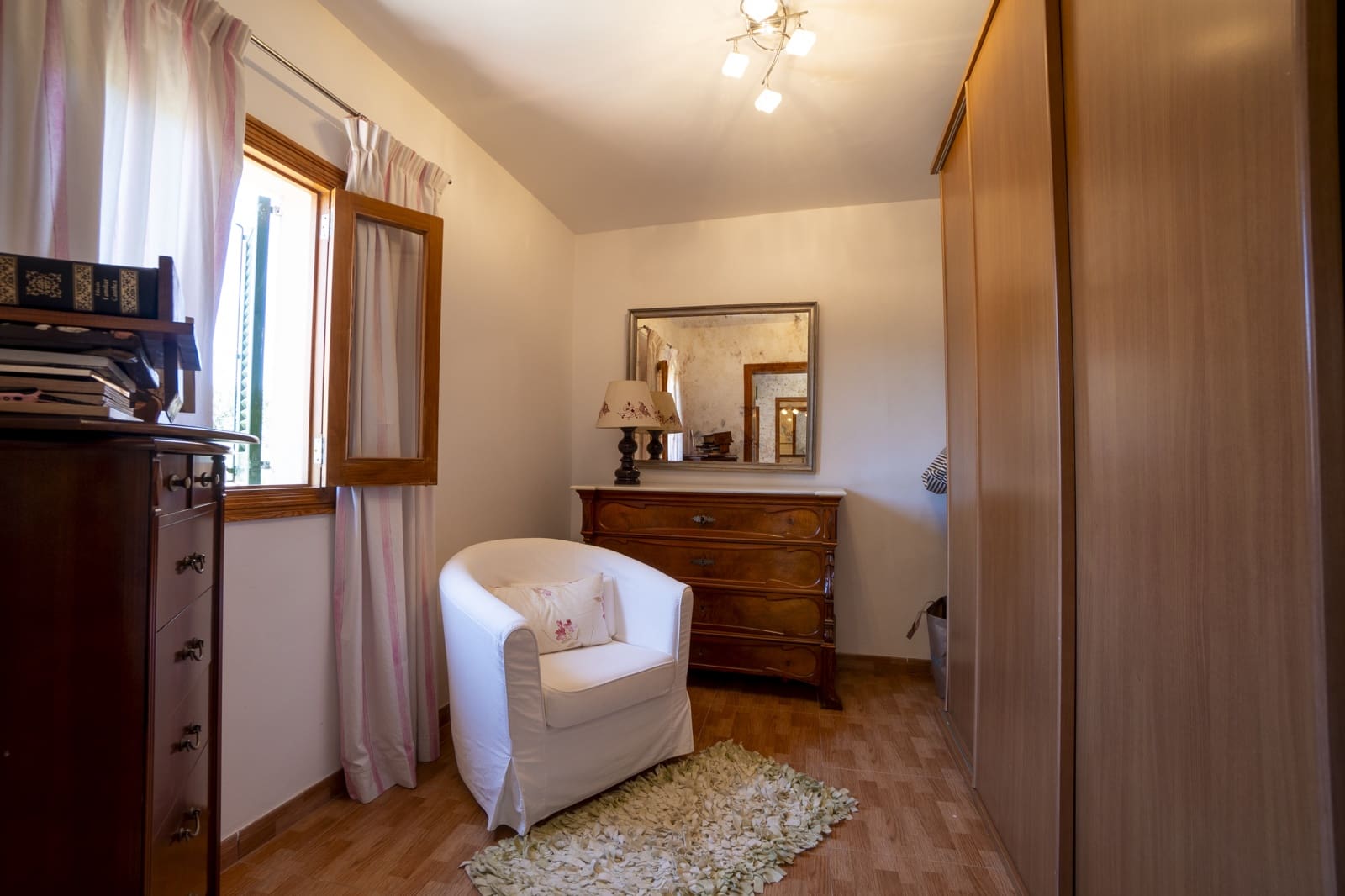 3 bedroom Finca/Country House for sale in Lloseta with pool garage - € 1,290,000 (Ref: 8966210)