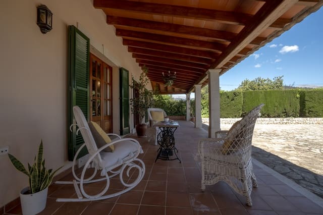 3 bedroom Finca/Country House for sale in Lloseta with pool garage - € 1,290,000 (Ref: 8966210)
