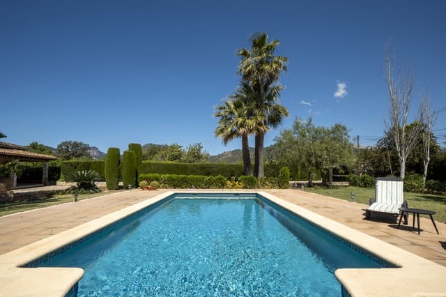 3 bedroom Finca/Country House for sale in Lloseta with pool garage - € 1,290,000 (Ref: 8966210)