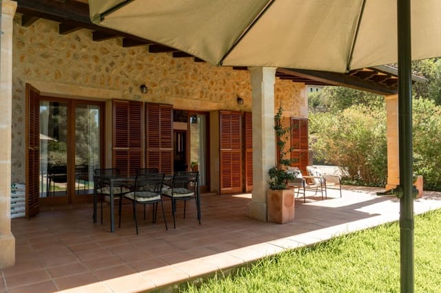 2 soveværelse Villa til salg i Campanet med swimmingpool - € 1.150.000 (Ref: 9062278)