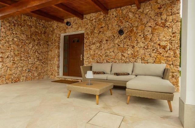 3 soverom Villa til salgs i Alcúdia - € 850 000 (Ref: 9118652)