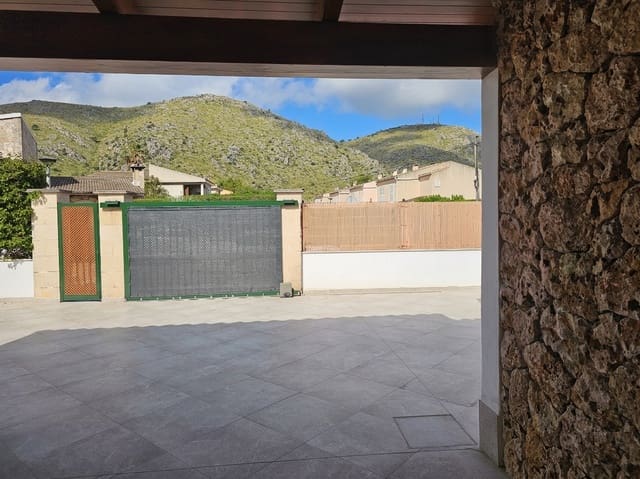 3 sovrum Villa till salu i Alcúdia med pool garage - 845 000 € (Ref: 9118652)
