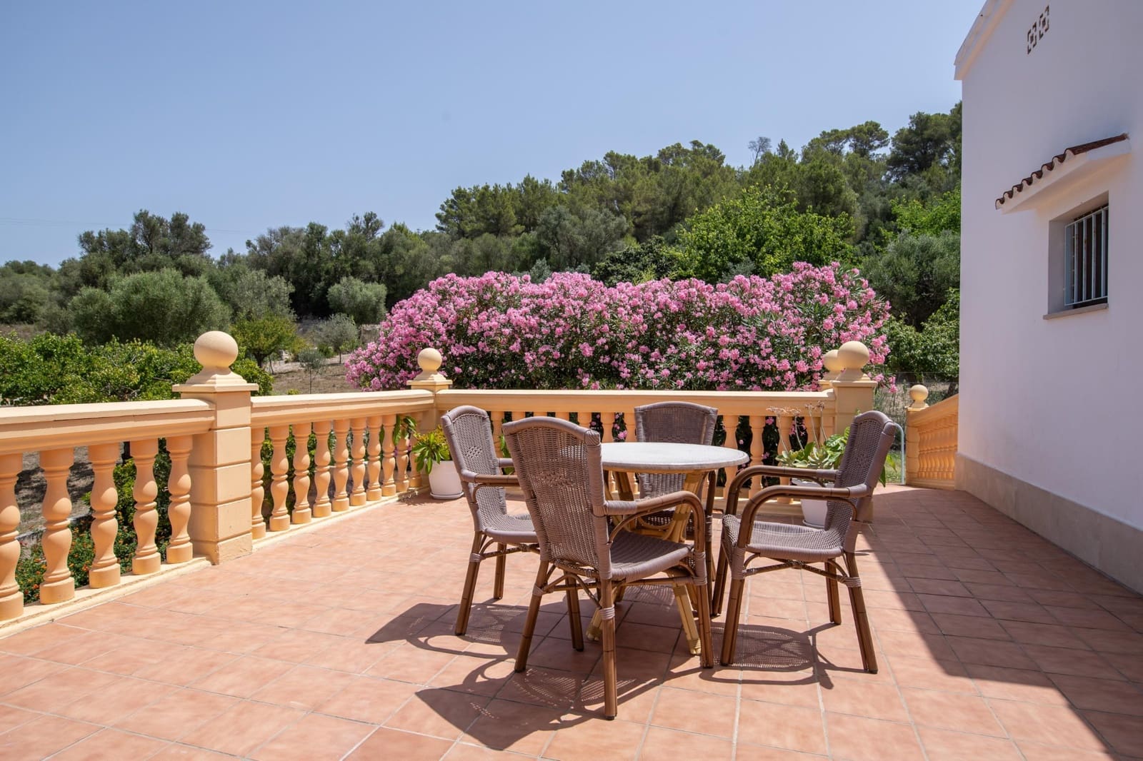 3 bedroom Villa for rent in Santa Margalida - € 3,100 (Ref: 9269673)