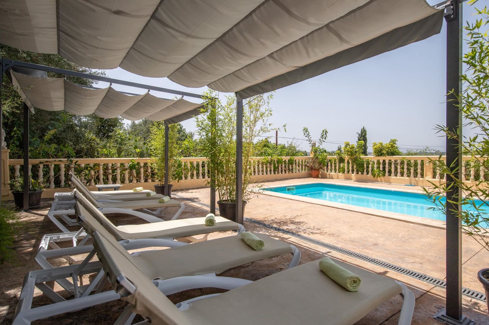 3 bedroom Villa for rent in Santa Margalida - € 3,100 (Ref: 9269673)