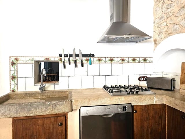 3 soveværelse Villa til salg i Petra - € 475.000 (Ref: 9269674)