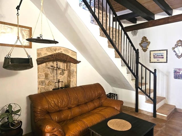 3 soveværelse Villa til salg i Petra - € 475.000 (Ref: 9269674)