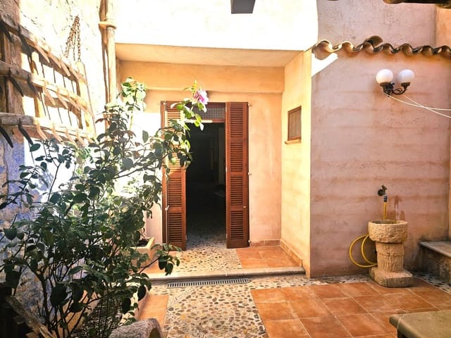 3 soveværelse Villa til salg i Petra - € 475.000 (Ref: 9269674)