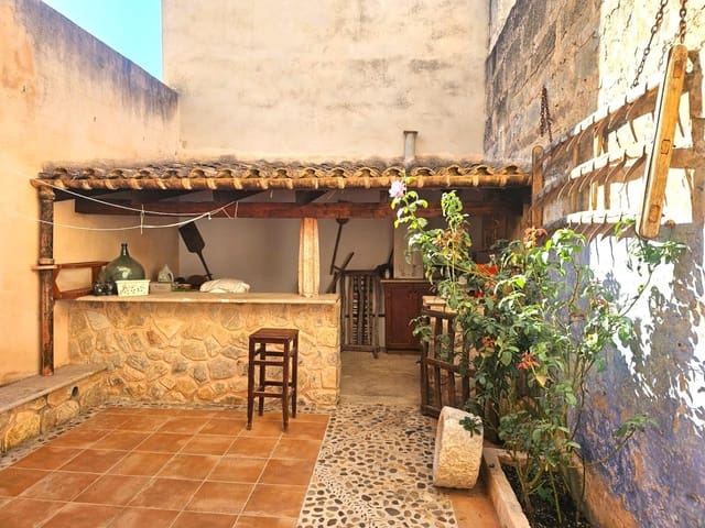 3 soveværelse Villa til salg i Petra - € 475.000 (Ref: 9269674)