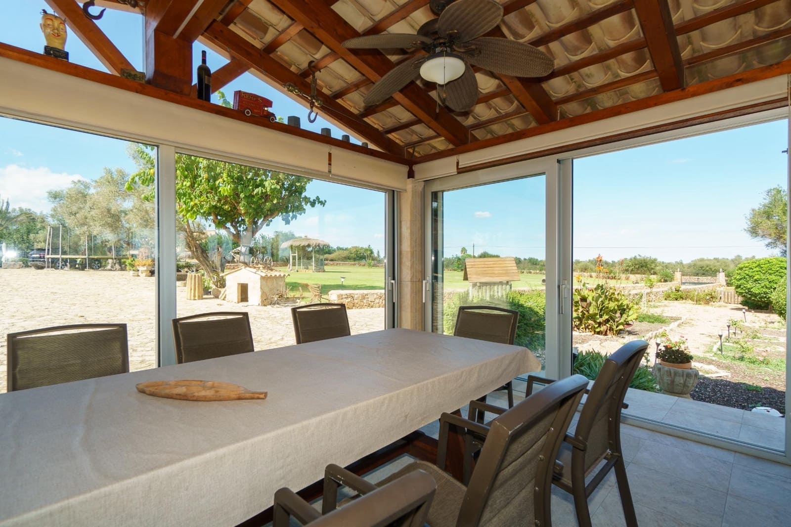 4 bedroom Villa for sale in Santa Margalida with garage - € 2,000,000 (Ref: 9301007)