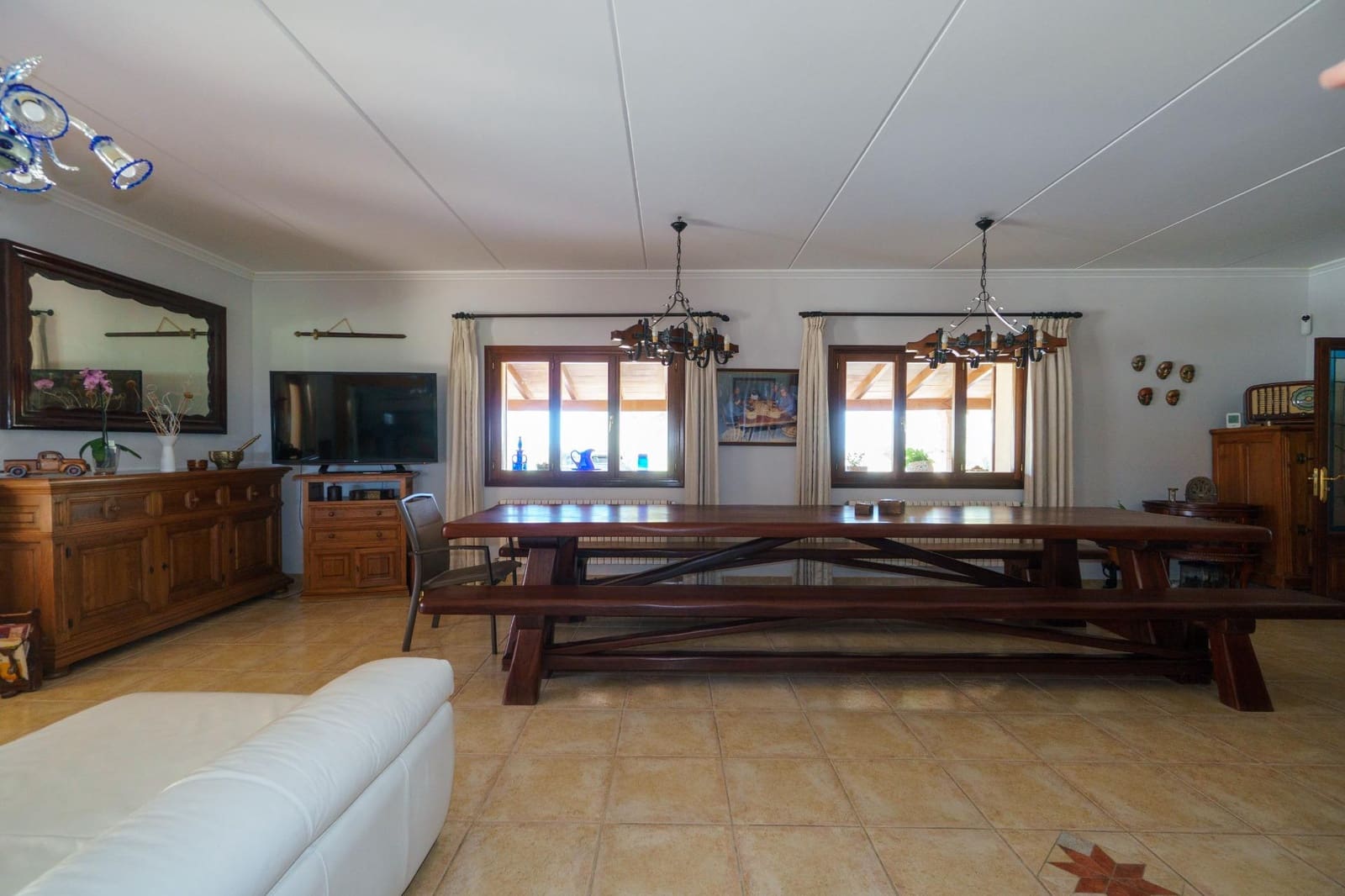 4 bedroom Villa for sale in Santa Margalida with garage - € 2,000,000 (Ref: 9301007)