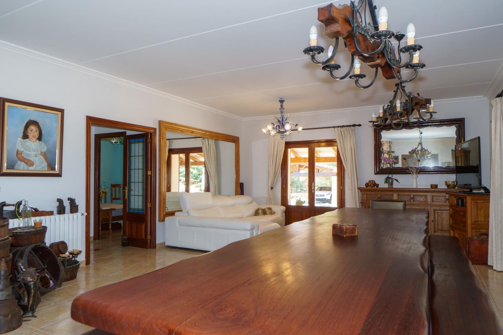 4 bedroom Villa for sale in Santa Margalida with garage - € 2,000,000 (Ref: 9301007)