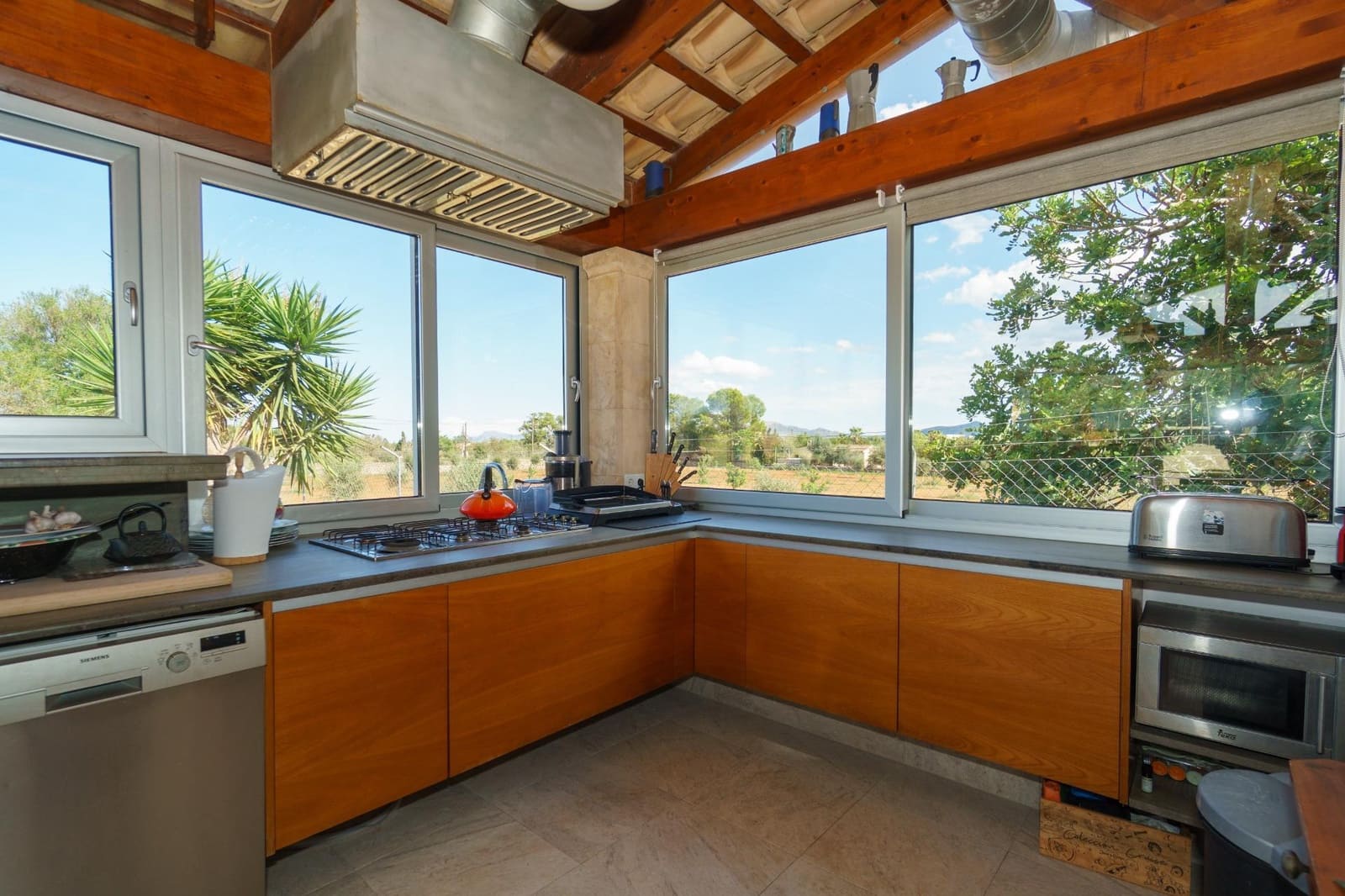 4 bedroom Villa for sale in Santa Margalida with garage - € 2,000,000 (Ref: 9301007)