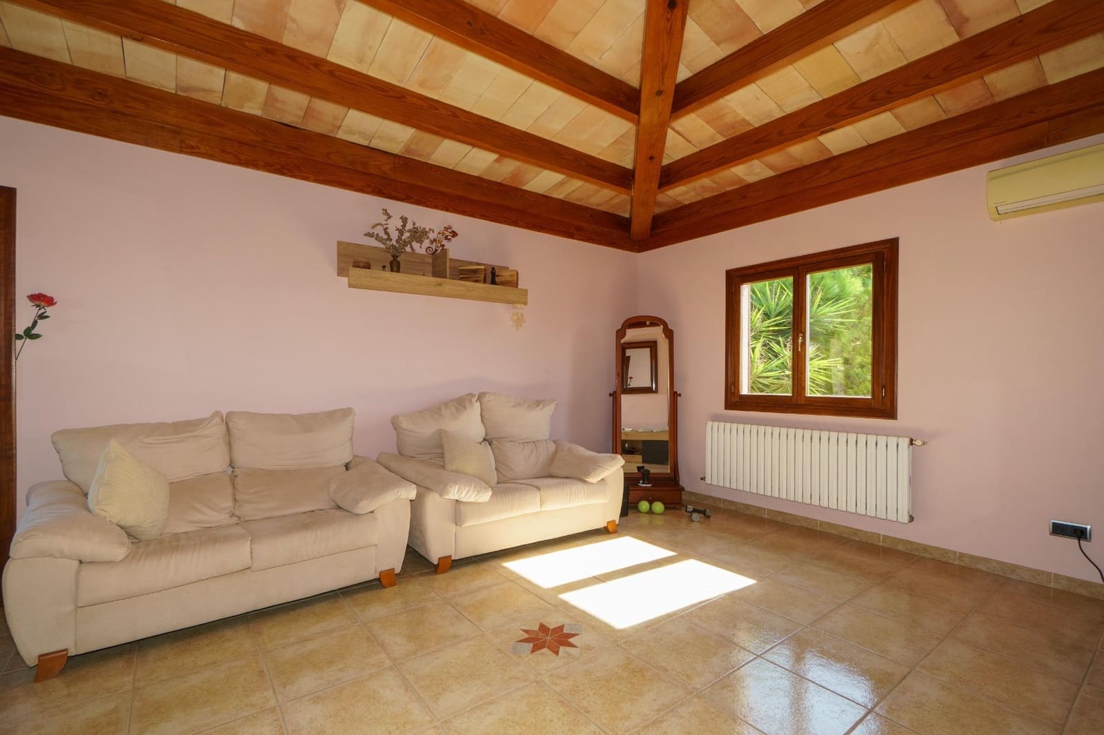 4 bedroom Villa for sale in Santa Margalida with garage - € 2,000,000 (Ref: 9301007)