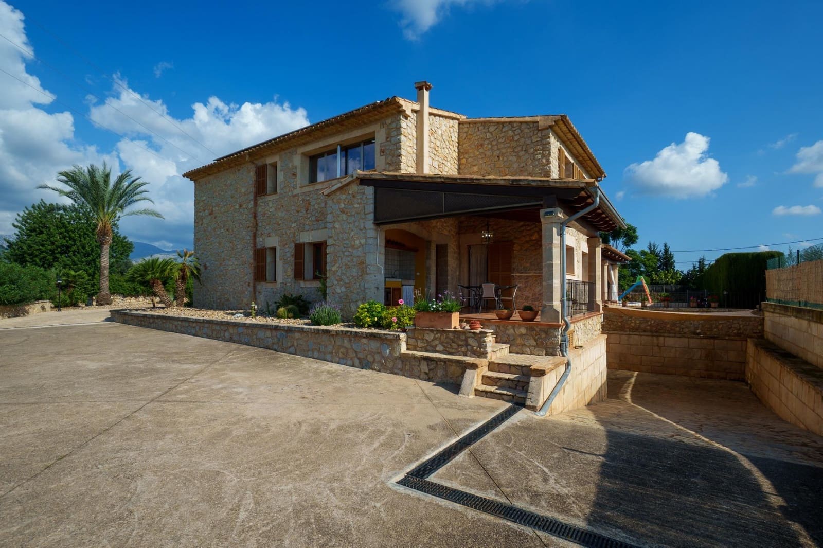 4 soverom Villa til salgs i Lloseta med garasje - € 2 500 000 (Ref: 9330598)