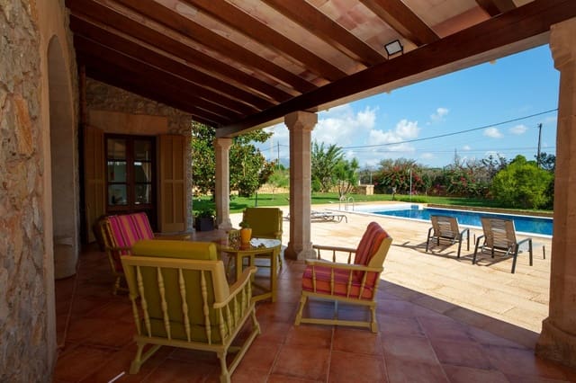 4 soveværelse Villa til salg i Lloseta med garage - € 2.500.000 (Ref: 9330598)