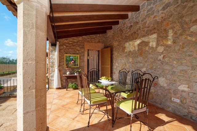 4 soveværelse Villa til salg i Lloseta med garage - € 2.500.000 (Ref: 9330598)