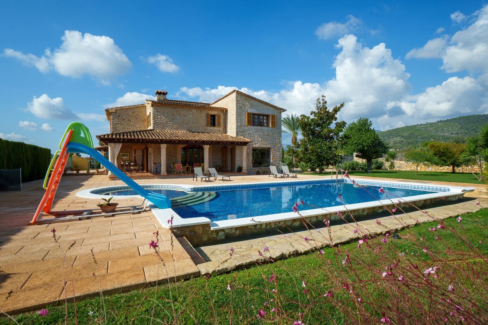 4 soverom Villa til salgs i Lloseta med garasje - € 2 500 000 (Ref: 9330598)