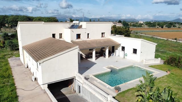 7 soverom Villa til salgs i Ca'n Picafort, Santa Margalida med garasje - € 1 720 000 (Ref: 9359541)