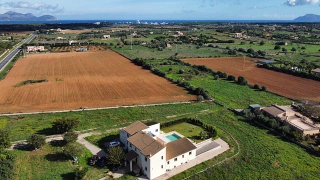 7 soverom Villa til salgs i Ca'n Picafort, Santa Margalida med garasje - € 1 720 000 (Ref: 9359541)