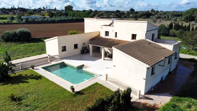 7 soverom Villa til salgs i Ca'n Picafort, Santa Margalida med garasje - € 1 720 000 (Ref: 9359541)